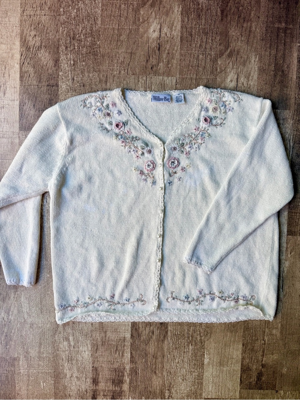 Vintage Willow Bay White Knit Floral Embroidered Pearl Button Cardigan